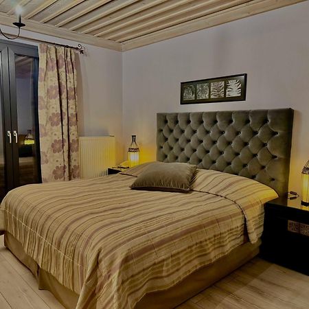 Boutique Hotel Skamnos Arachova Exterior photo