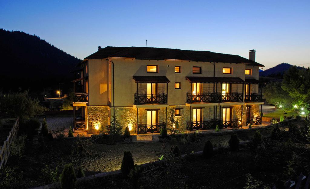 Boutique Hotel Skamnos Arachova Exterior photo